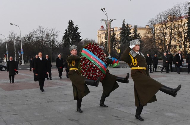 President Aliyev pays tribute to Great Patriotic War Victory in Minsk - PHOTOS 